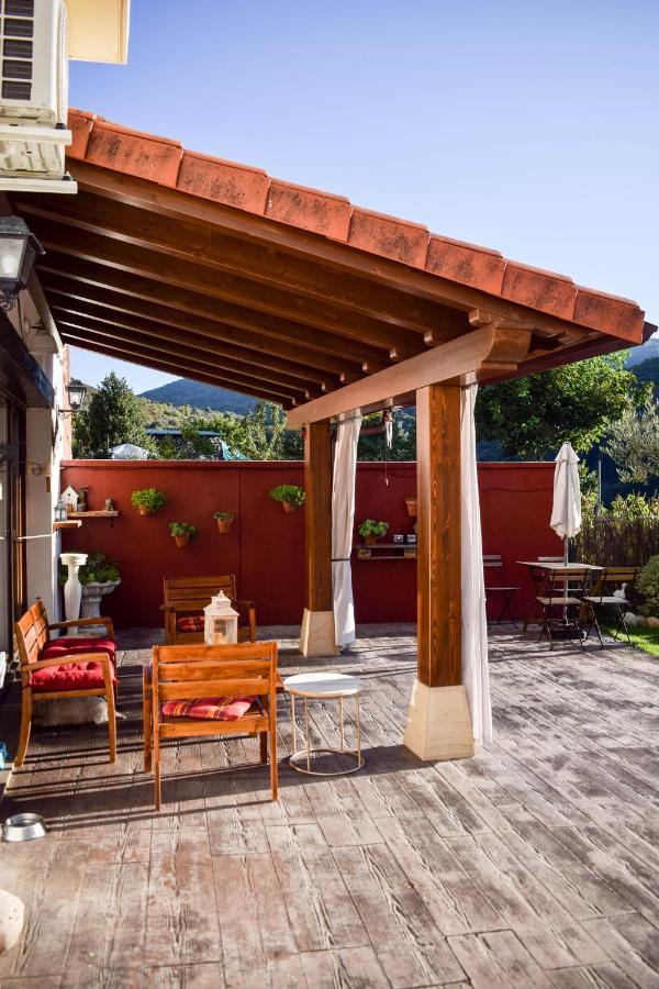 Naquela Castroviejo Guest House Exterior photo